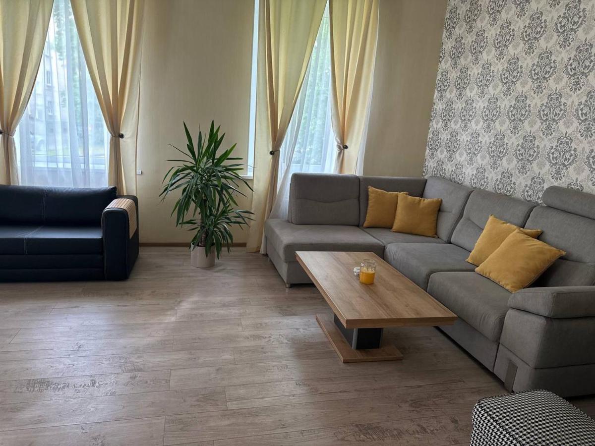 Apartamenti Dvinska Daugavpils Exterior photo