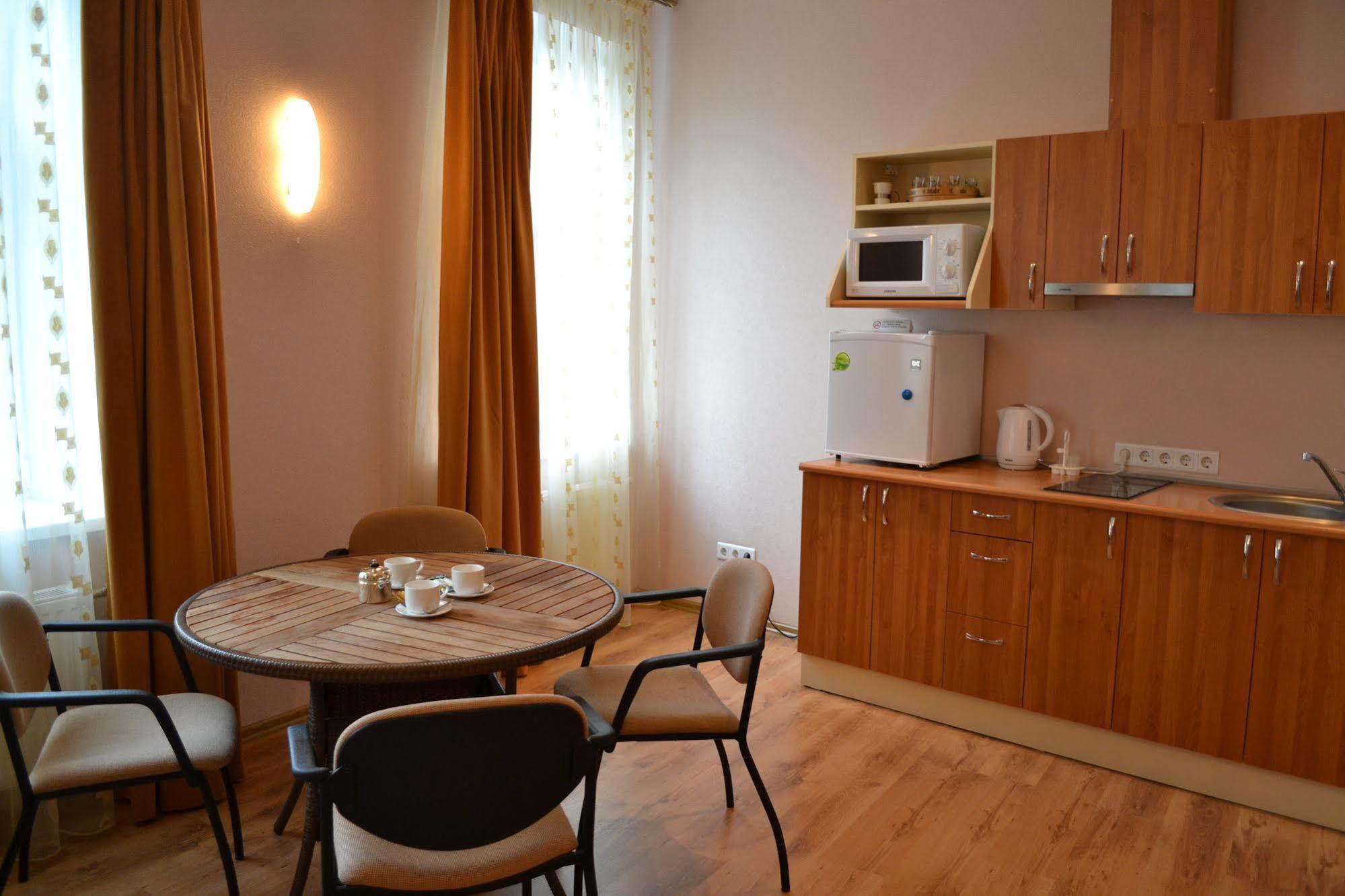 Apartamenti Dvinska Daugavpils Exterior photo
