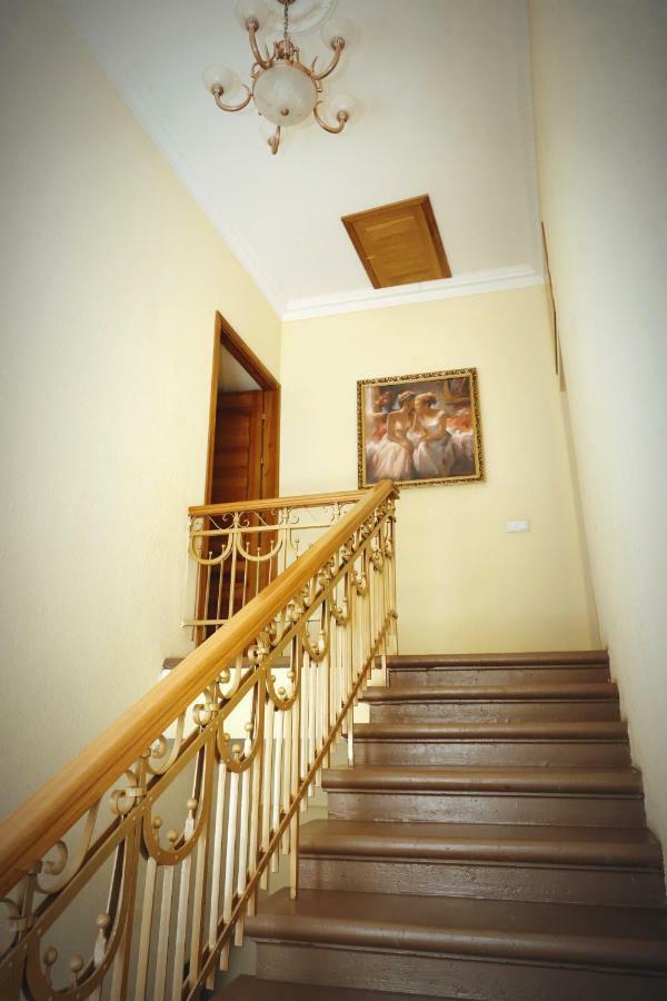 Apartamenti Dvinska Daugavpils Exterior photo